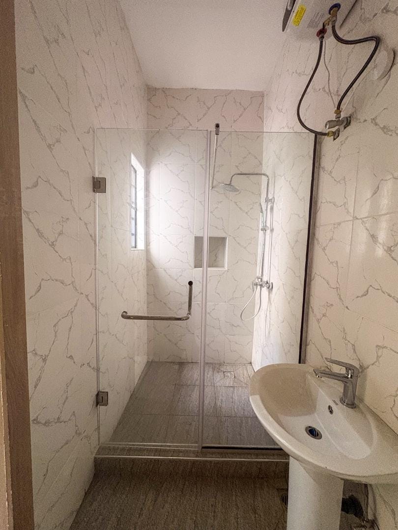 Luxury 2-Bedroom Apartment, Chevron Toll Gate, Lekki — photo 3