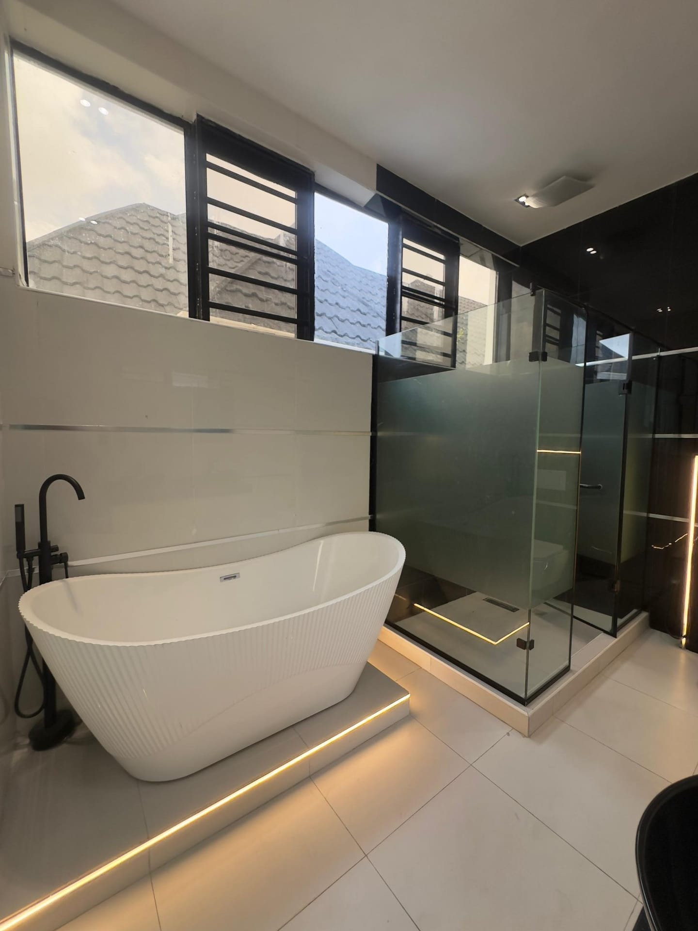 4 & 5 Bedroom Fully Detached Duplex with BQ, Ajah, Lekki — photo 5