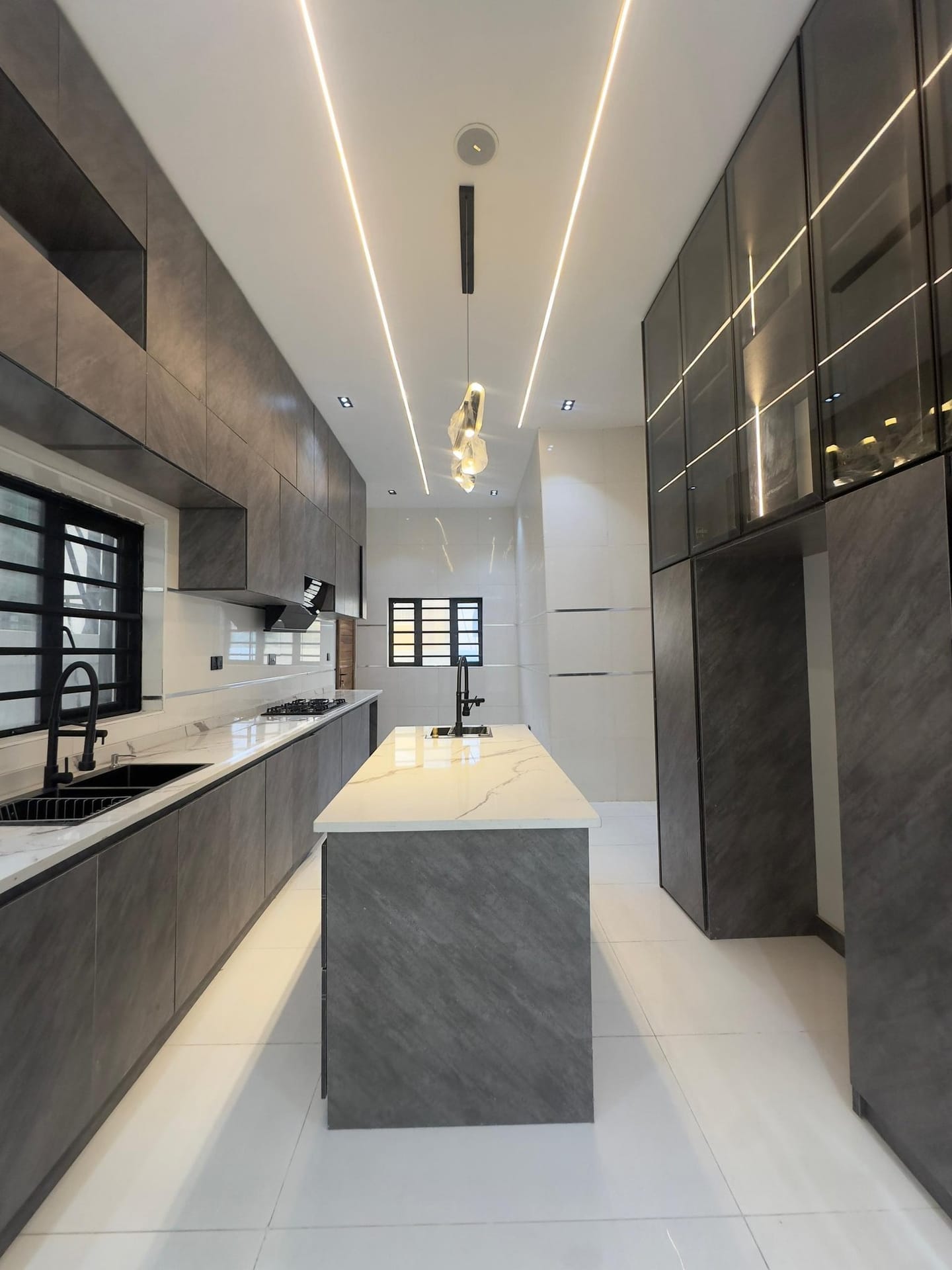 4 & 5 Bedroom Fully Detached Duplex with BQ, Ajah, Lekki — photo 7