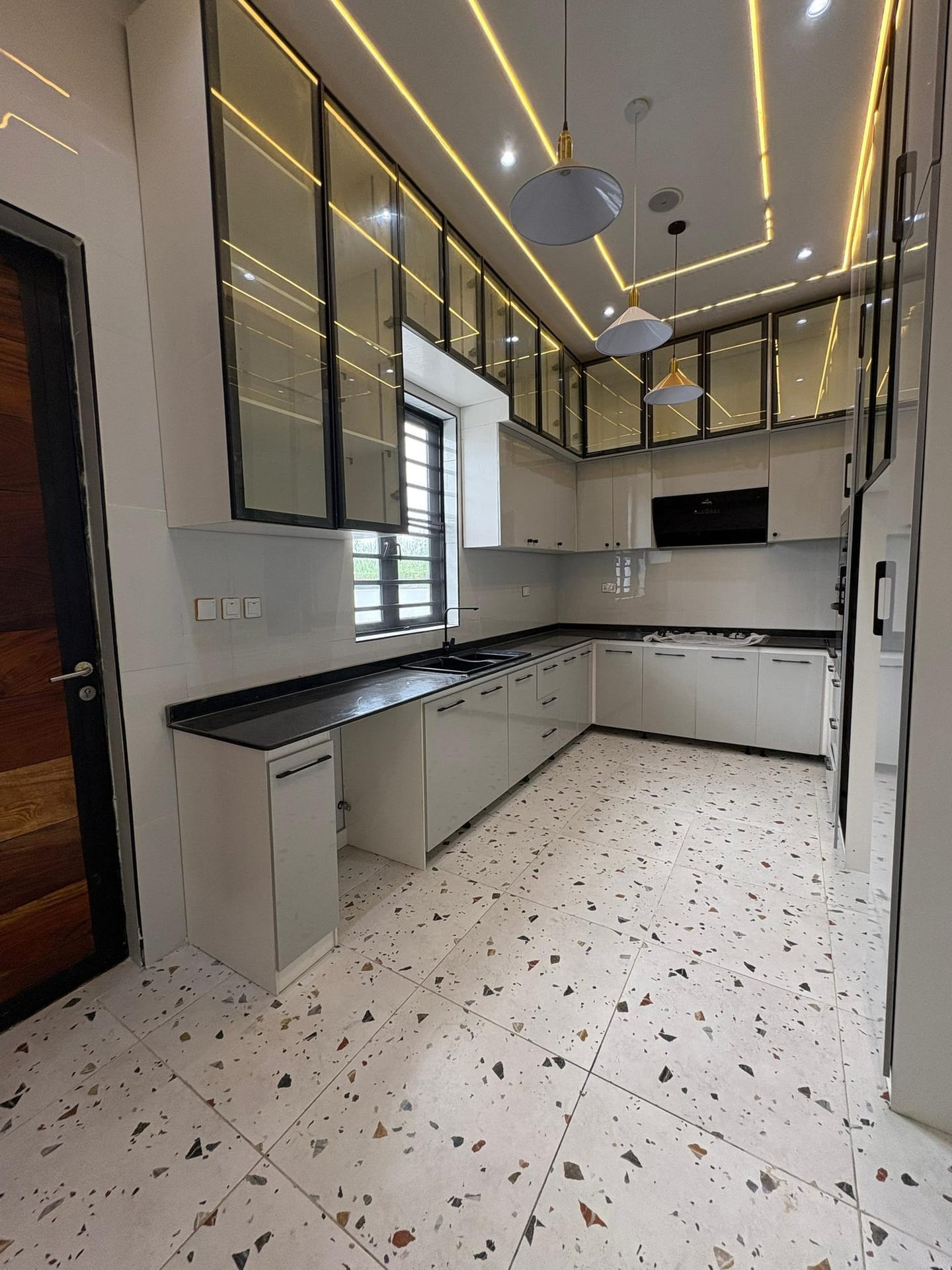 4-Bedroom Fully Detached Duplex with BQ, Ajah, Lekki — photo 7