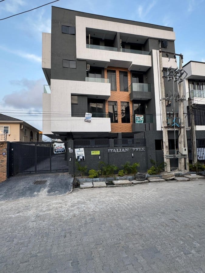 5-Bedroom Fully Detached Duplex, Ajah — photo 1