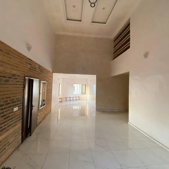 Serviced 4-Bedroom Terrace Duplex, Osapa, Lekki — All photos 5