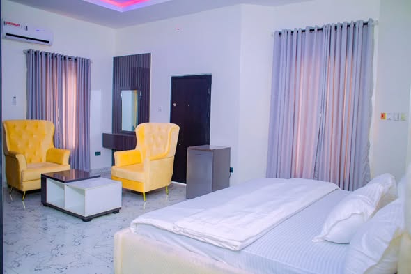 Furnished 4-Bedroom Semi-Detached Duplex with BQ, Lekki Conservation — All photos 4