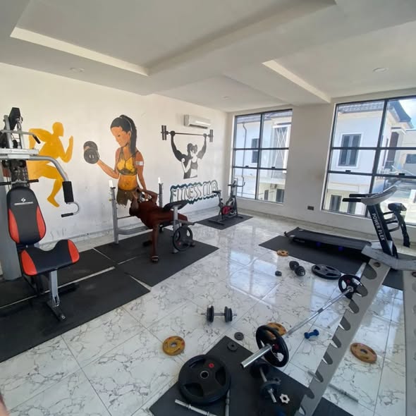 Furnished Semi-Master Room, Orchid Road, Lekki — main photo