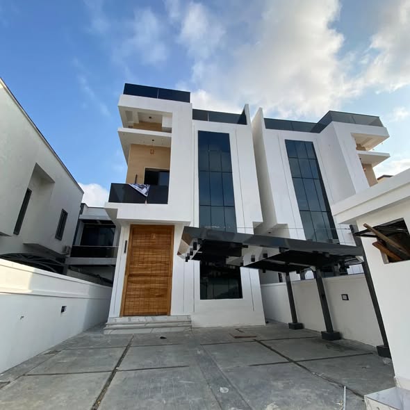 5-Bedroom Fully Detached Duplex with Rooftop Pool, Orchid Road, Lekki — main photo